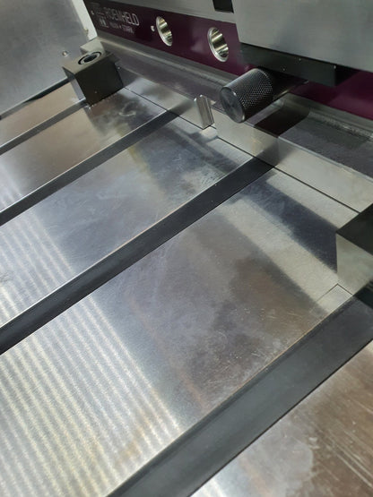 T - Nuten Abdeckung - AFM - Systemtechnik T - Nuten Abdeckleisten - AFM - Systemtechnik T - Nuten Abdeckprofile - AFM